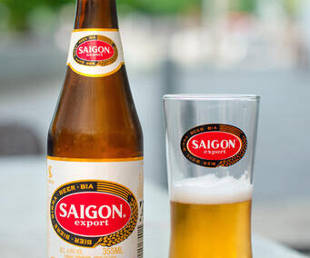 Saigon - öl från Vietnam med glas